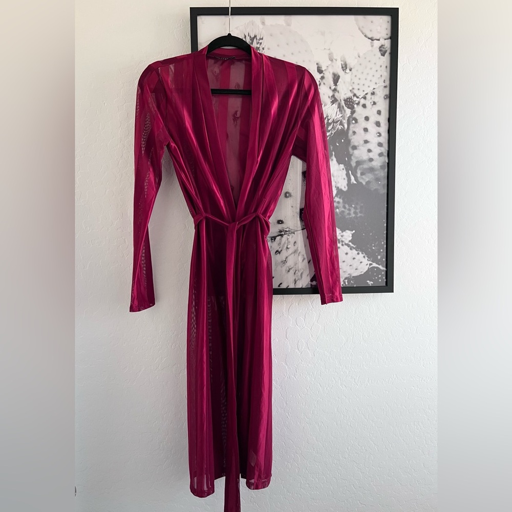 Akira Blithe Los Angeles Red Wine Sheer Satin Robe size Small